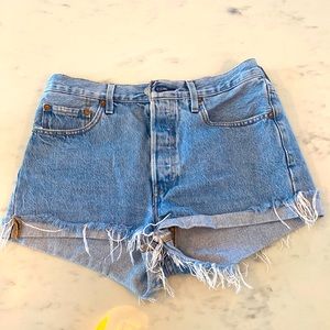 Levi’s 501 High-Rise shorts